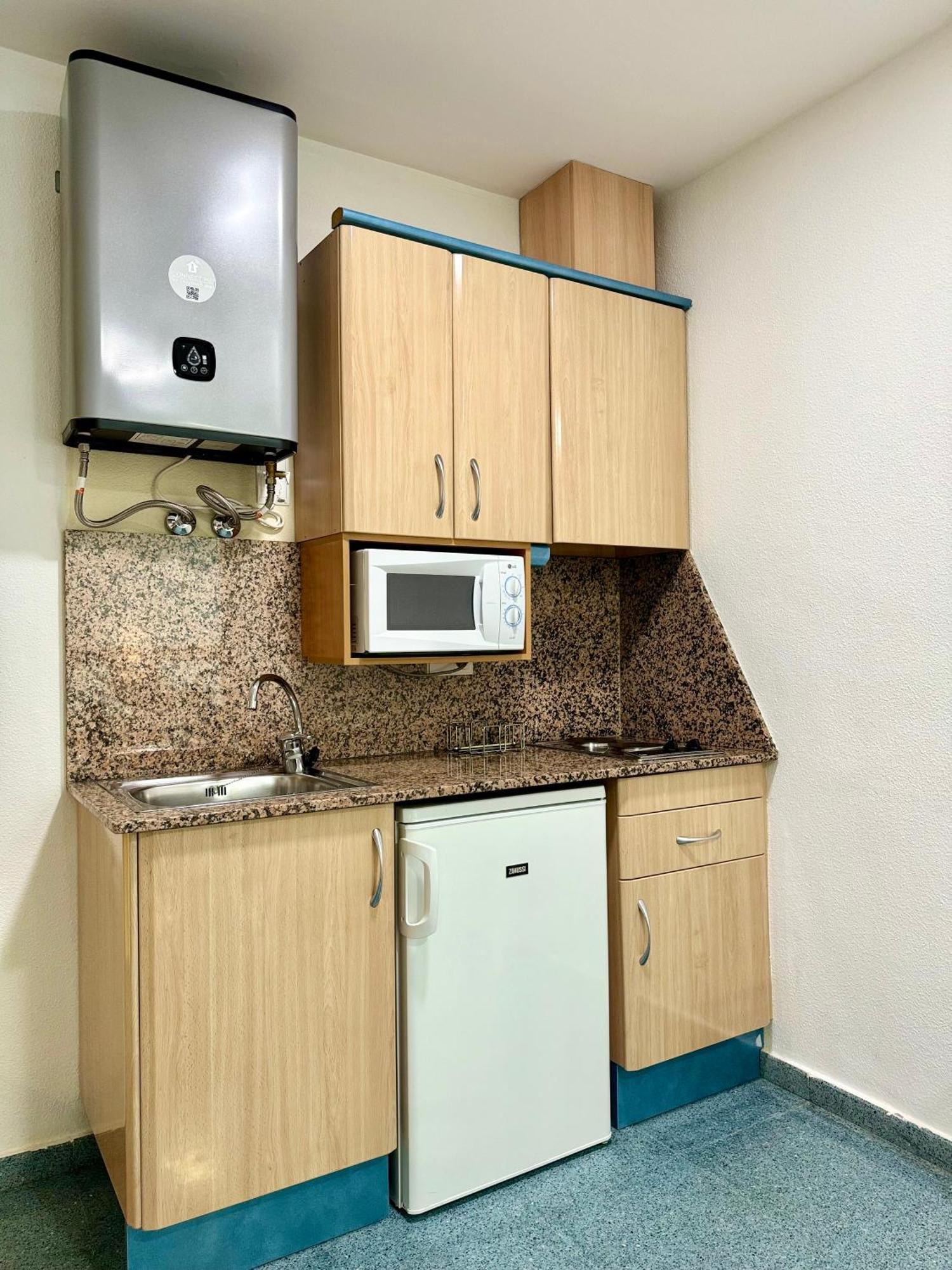 Residencia Mediterraneo 산비센테델라스페그 외부 사진
